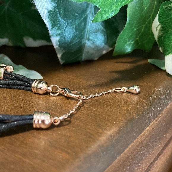NWOT - Black String Rose Gold Tone Flower Crystal Bracelet - Picture 9 of 13